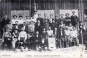 Equipe d'ouvriers de l'usine dans les années 1900