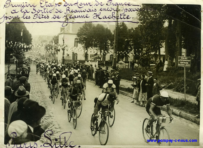 Le peloton du Tour de France dans sa première étape