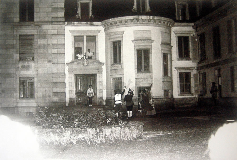 Soirée de Mardi Gras à la colonie de vacances de Vereux en 1963