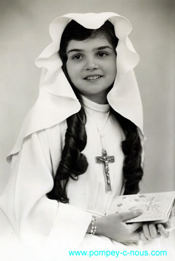 la communiante Marie Thérèse ANCÉ
