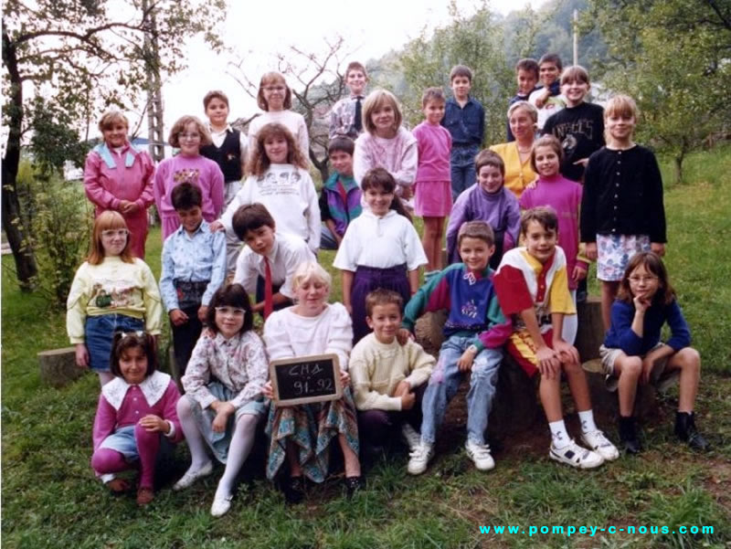 Classe de CM1 à l'école du centre de Pompey en 1991-1992 (Photographie n°322)
