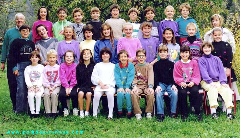 Classe de CM2 à l'école du centre de Pompey en 1991 (Photographie n°321)