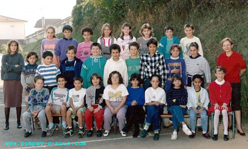 Ecole Jeuyeté, classe de CM2 en 1991 (Photographie n° 260)