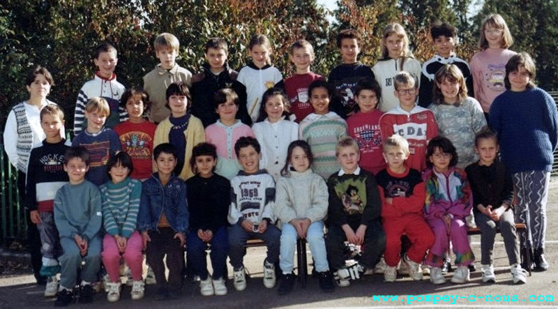 Ecole Jeuyeté, classe de CE2 en 1995 (Photographie n° 265)
