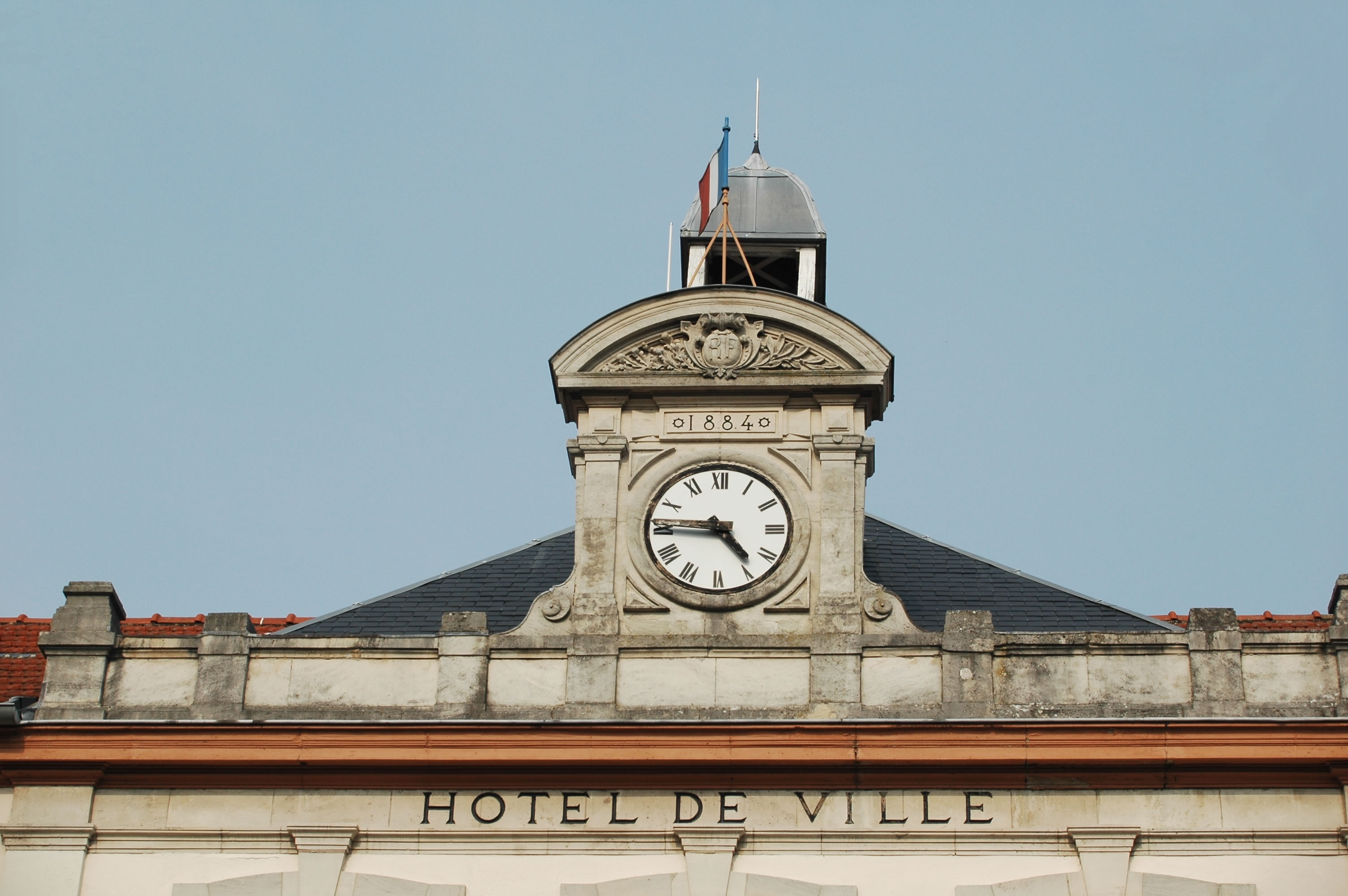 détail du clocheton de l'hôtel de ville
